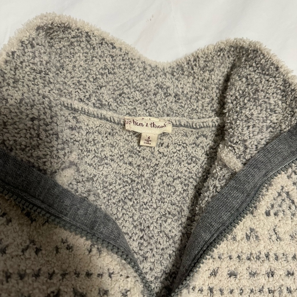 🔹Hem & Thread sweater - Picture 4 of 8